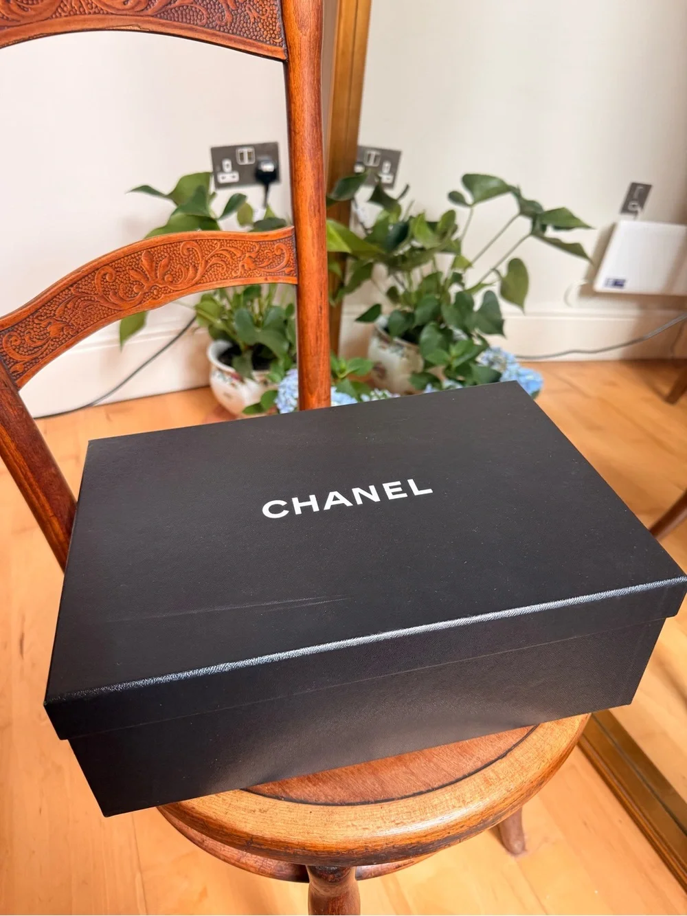 CHANEL slip mules